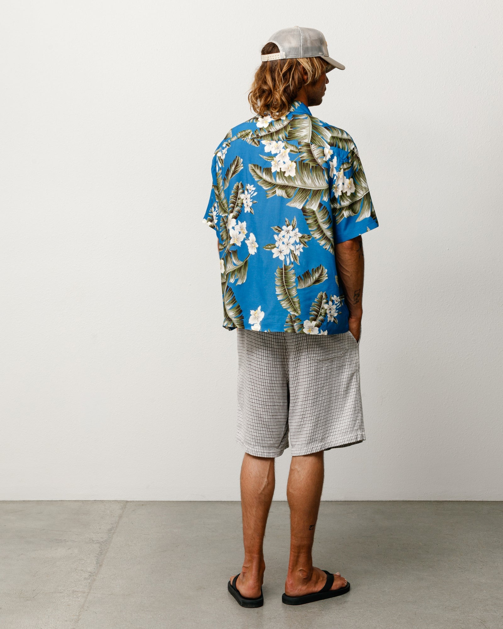 HAWAIIAN FLORAL SS SHIRT