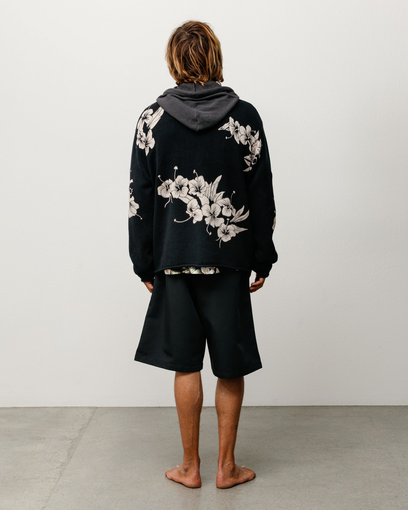 FLORAL ROLL NECK SWEATER
